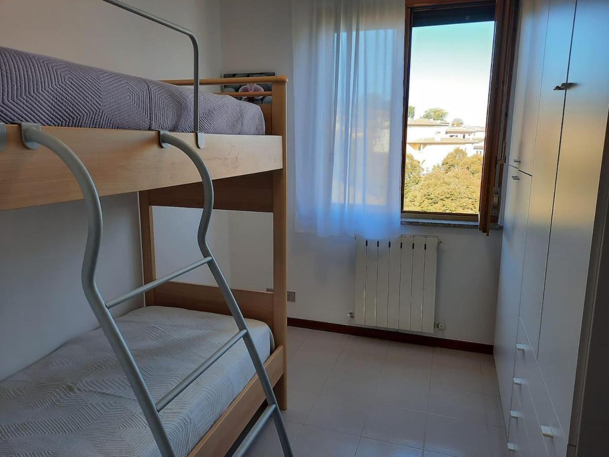 Appartamento Confortevole E Ben Servito San Mariano Exteriör bild